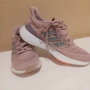 ADIDAS bounce tennis shoes